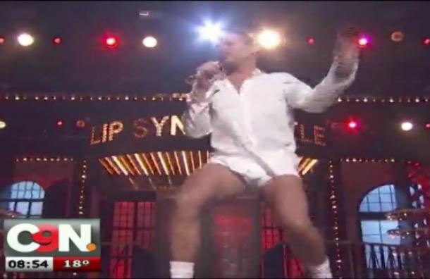 Ricky Martin baila en ropa interior