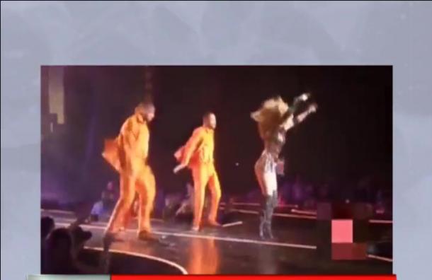 Jennifer Lopez sufrió un incidente en pleno concierto