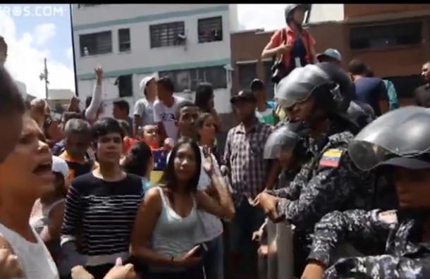 Periodista en Venezuela fue golpeado y asaltado