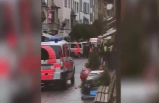 Violento ataque con motosierra en Suiza deja heridos