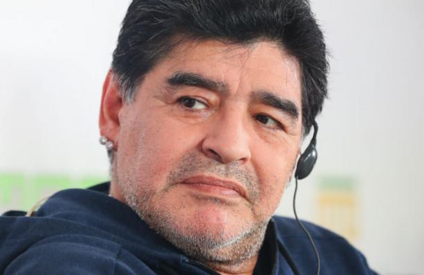 Maradona se enoja con el árbitro tras nueva derrota: ‘Ya es malo, nació malo y va a morir malo’