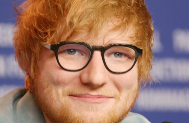 Revelan las extrañas exigencias de Ed Sheeran en sus contratos