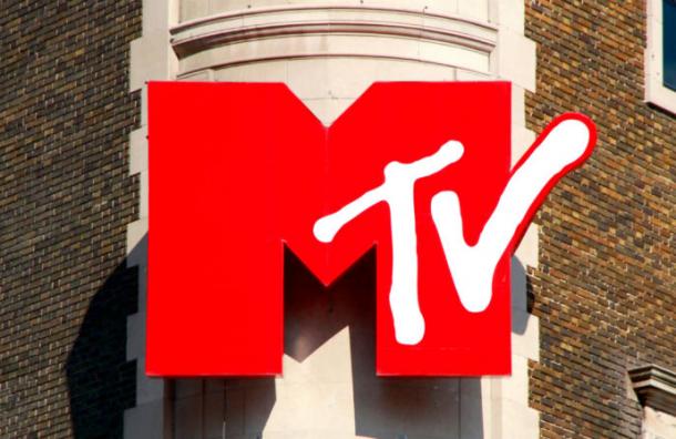 ¿Suicidio? Encuentran muerto a estrella de MTV en habitación de su departamento